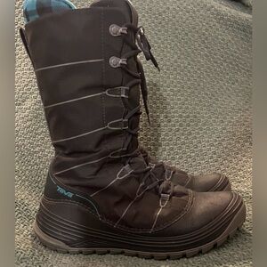 TEVA winter snow boot, 8.5.